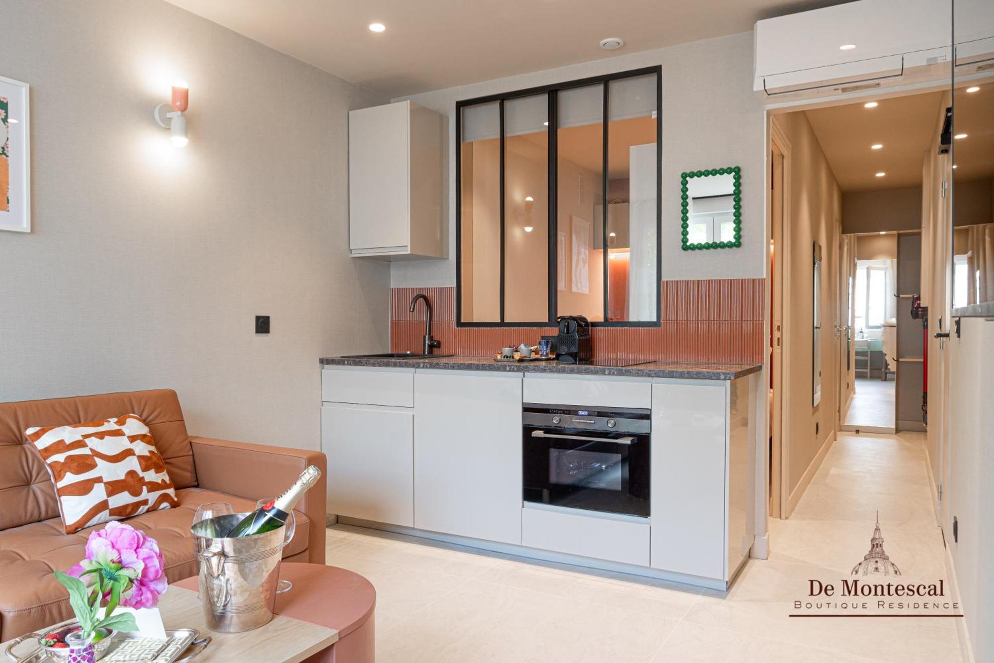 De Montescal Montparnasse Ac Appartment In A Prime Location 22 -36M2 Paris Exterior photo